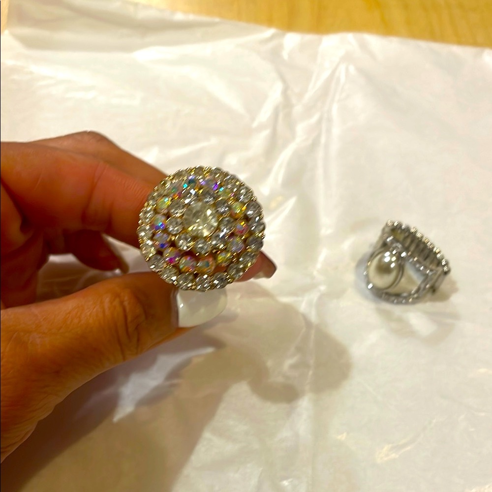 Elegant Multicolor Crystal Ring